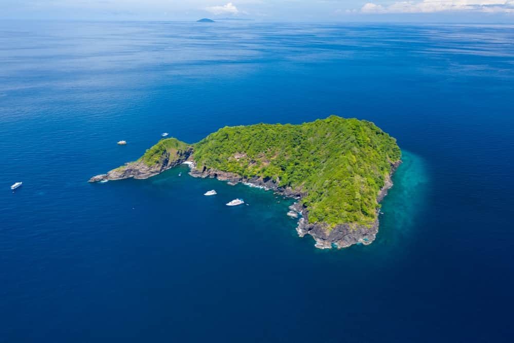 Private Speed Boat Tour Options – Islands to Visit