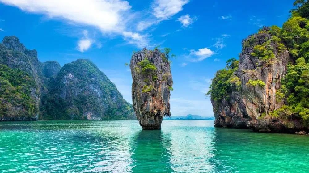 An Historic Glimpse of James Bond Island