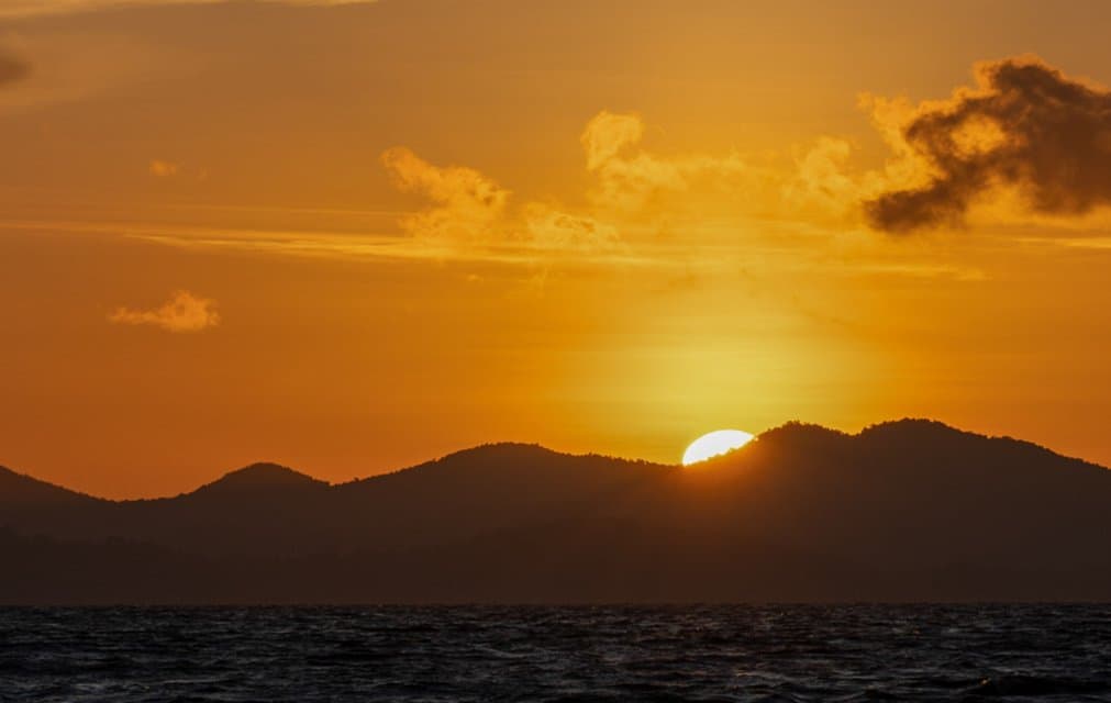 Why Travel Phuket with Simba Sea Trips?