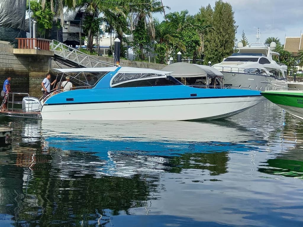 How to Choose the Best Private Yacht Tour in Phuket: A Complete Guide for Travelers