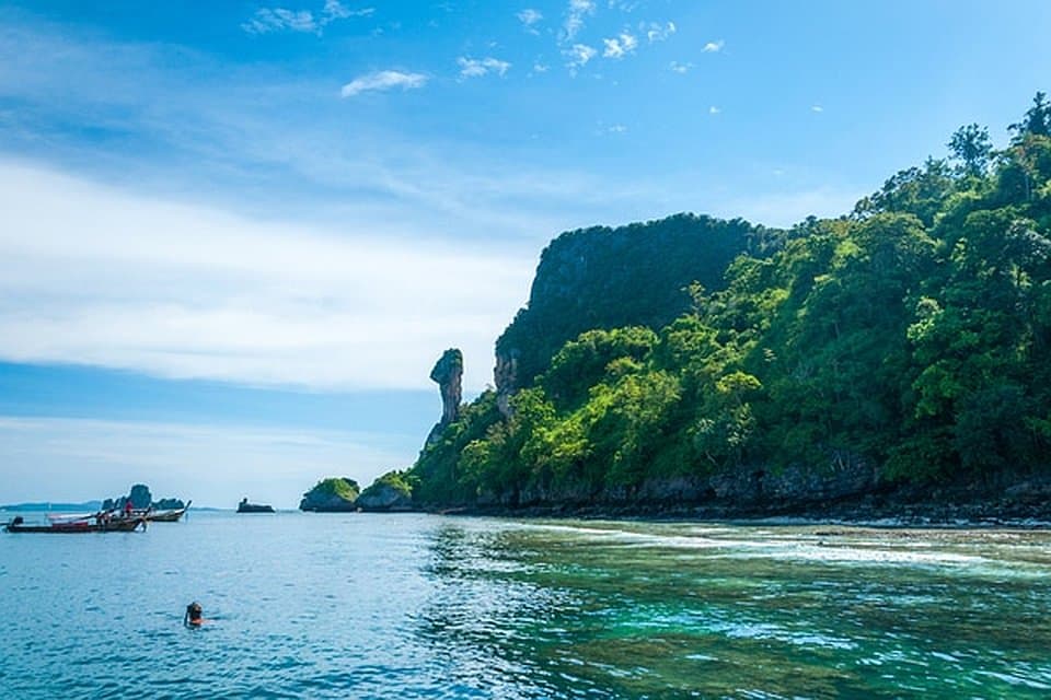 Chicken Island and Tup Island: Krabi's Sandbar Snorkel Trio