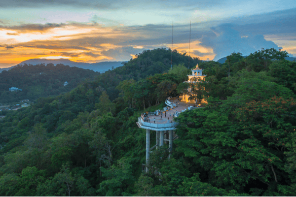 A birdseye view of the khao rang lookout