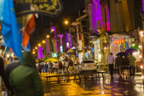 people bar crawling in Phuket