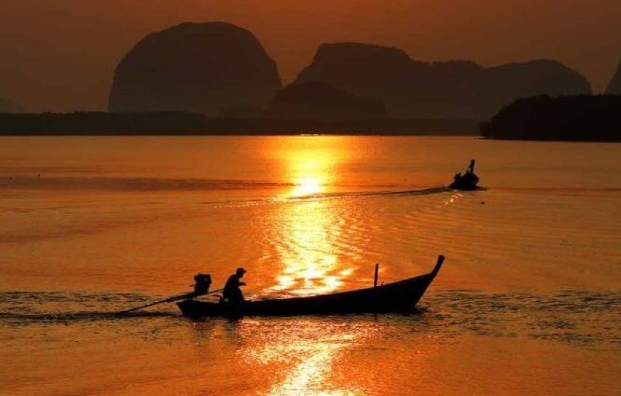 Phang Nga Bay Relaxing Sunset Cruise with Lunch and Dinner
