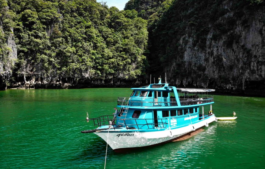 Phang Nga Bay Relaxing Sunset Cruise with Lunch and Dinner