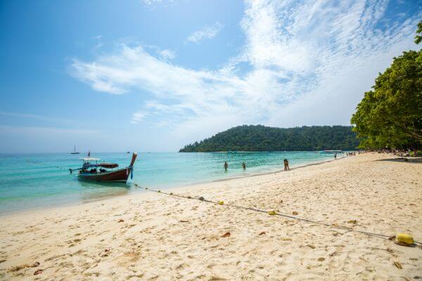 Phuket Travel Essentials: What to Pack for a Perfect Day at Sea