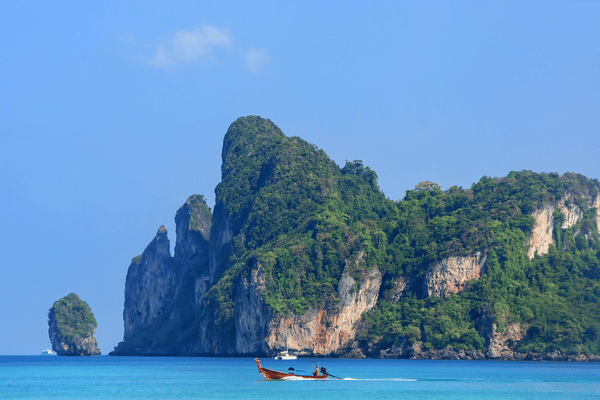 Ko Phi Phi Lee The best things to see at Ko Phi Phi Lee