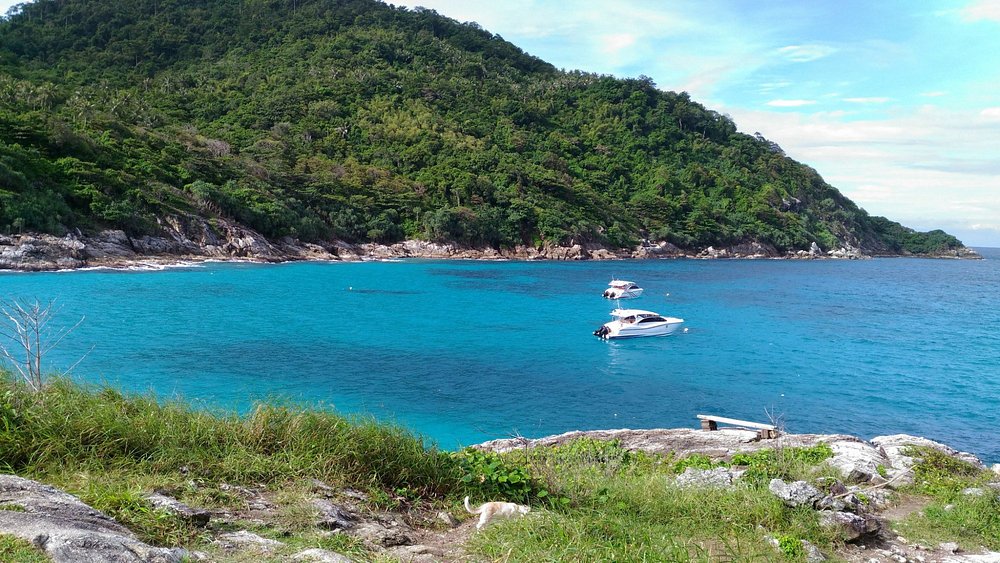 Who Should Visit Racha Islands?