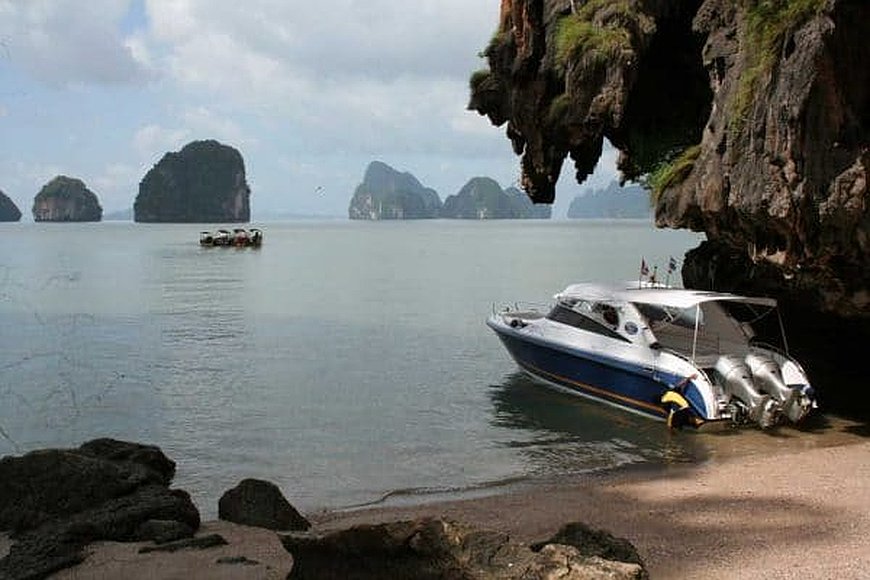 Best ways to Celebrate a Special Occasion in Phuket Simba Sea Trips